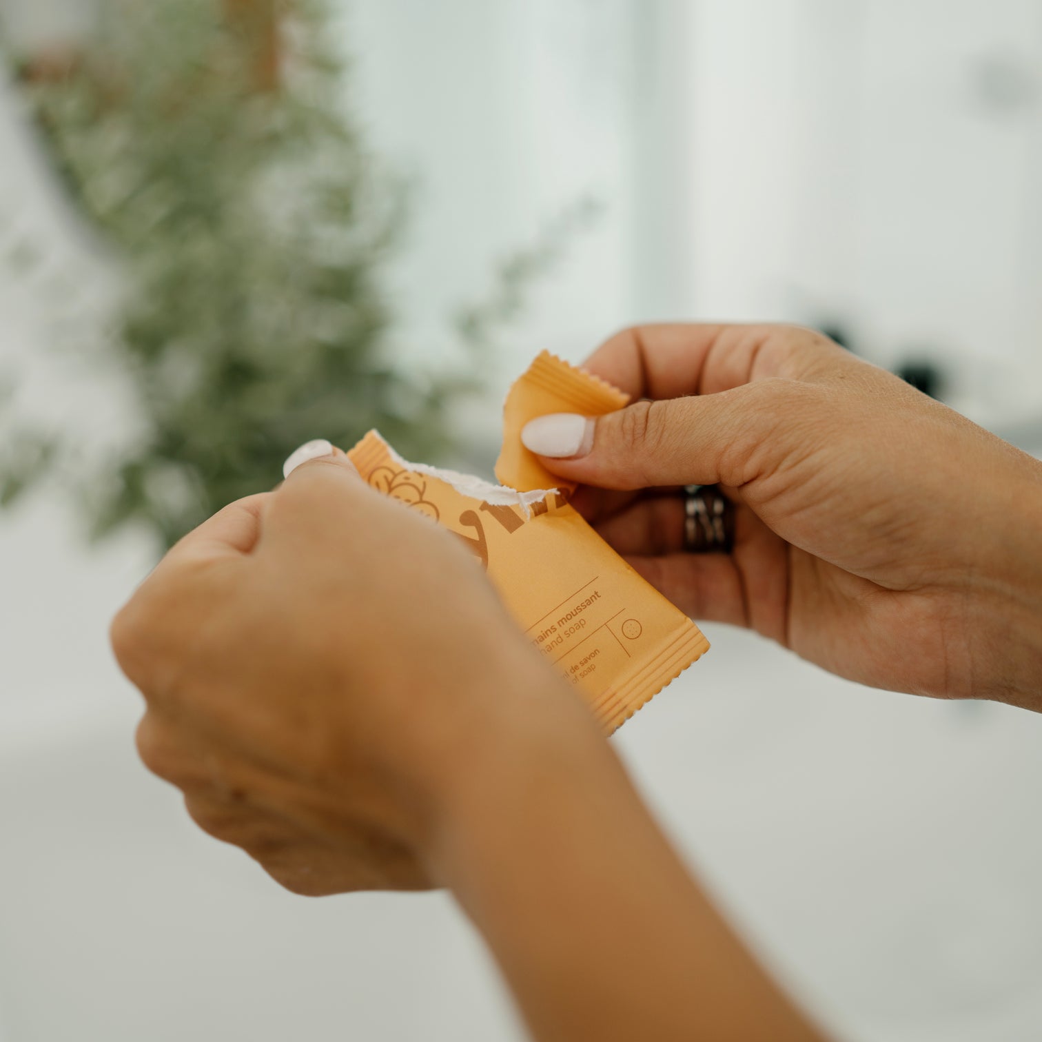 EcoFriendly Gentle Foaming Hand Soap MYNI
